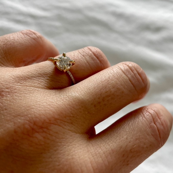 Catbird NYC - The Swan Solitaire Supreme 1 carat diamond engagement ring: size 5 - Picture 2 of 9
